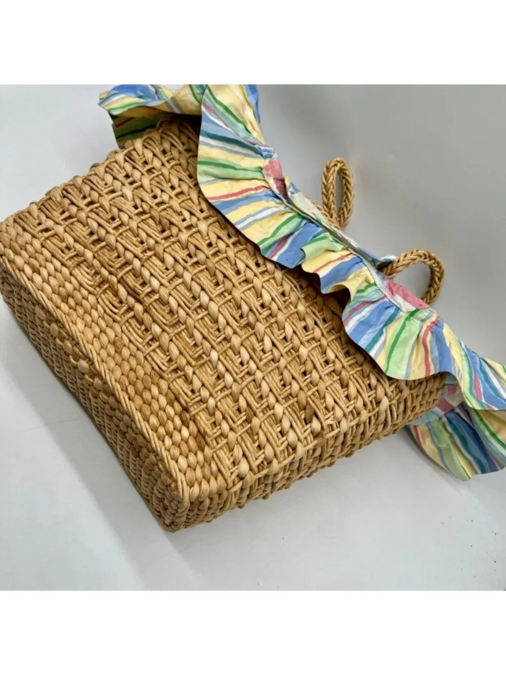 Natural-Fiber Straw Tote Bag